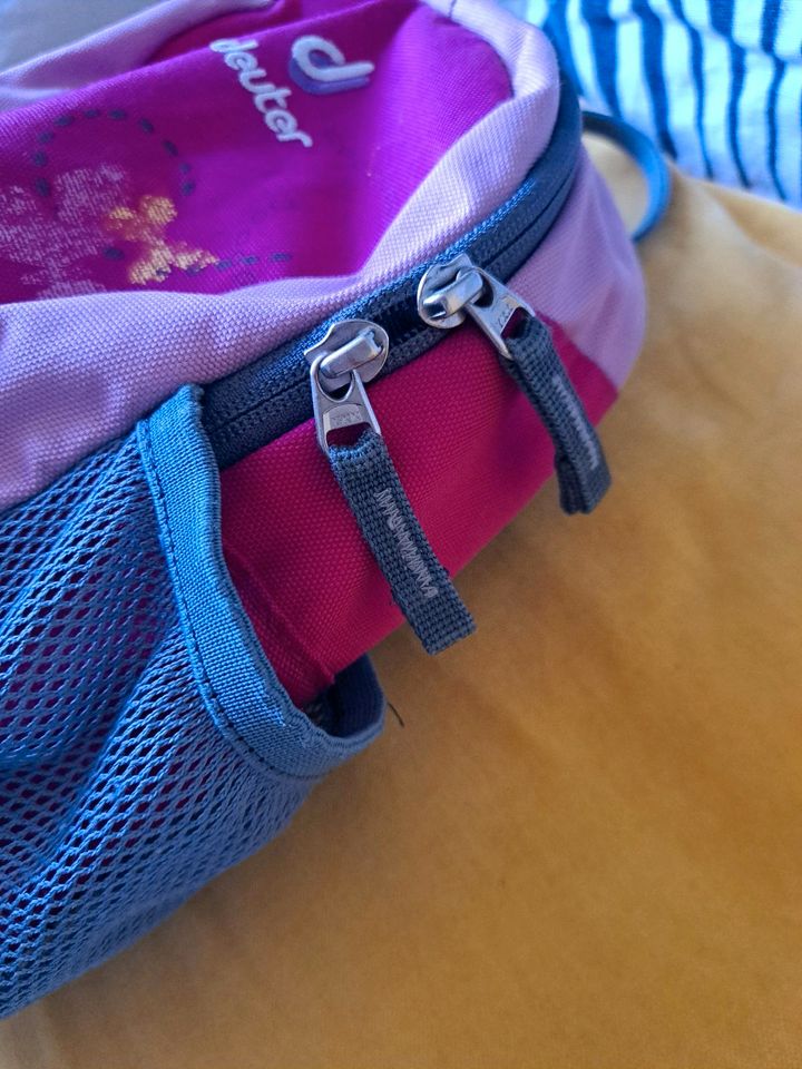 Kinderrucksack Deuter Pink gebraucht in Lübeck