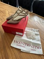 Valentino Rockstud Pumps 65mm Poudre Puder Gr.40,5 Fullset neu Hessen - Kelkheim Vorschau