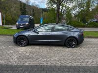Tesla Model 3 Performance mit Steuer Rheinland-Pfalz - Meuspath Vorschau