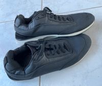 Fast neue sehr bequeme Zara schwarze Sneaker Schuhe 44 Berlin - Spandau Vorschau