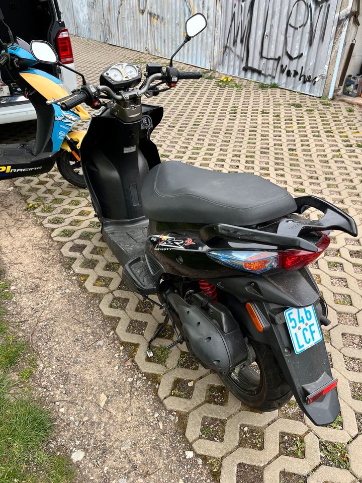 Kymco 50ccm sportlich und technisch in Ordnung in Erfurt