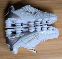 Nike Shox Weiß 45 ( Neu, ohne Gebrauchs Spuren) Berlin - Spandau Vorschau