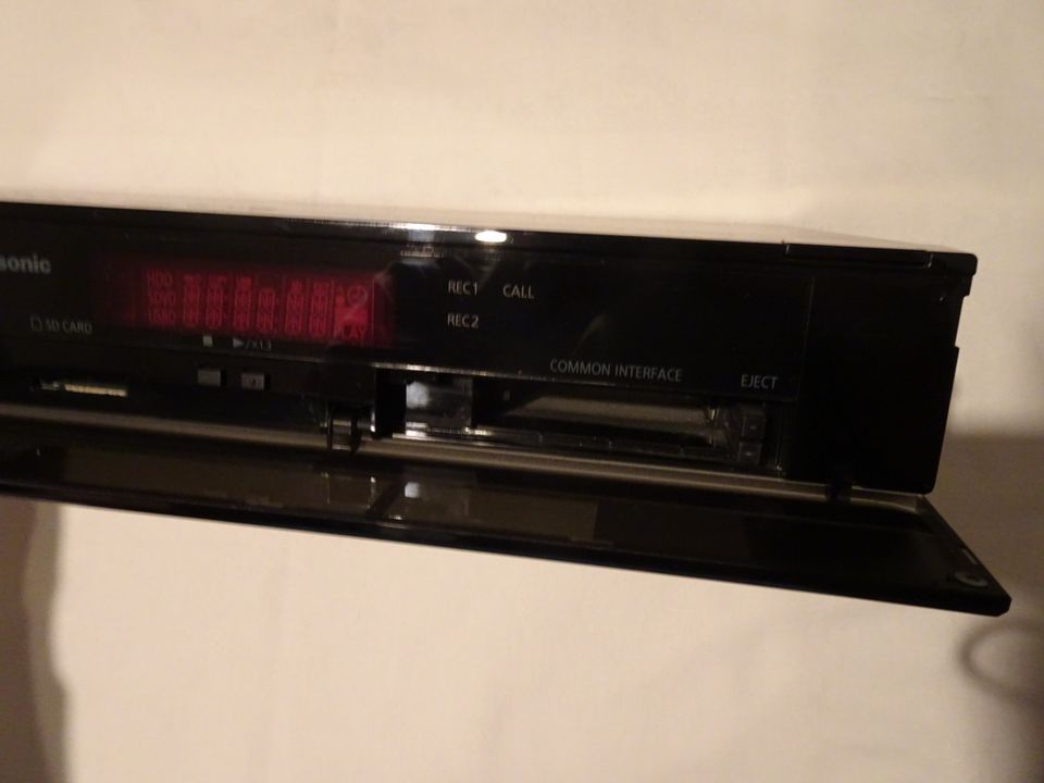 Panasonic DMR - BST 720 Festplatten-Recorder in Berlin