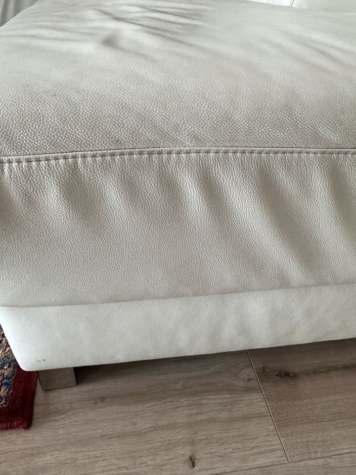 Echt Leder Couch/ Sofa in weiß in Mötzingen
