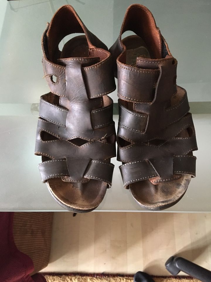 Leder Sandalen 38 ‚ 39 in Göttingen