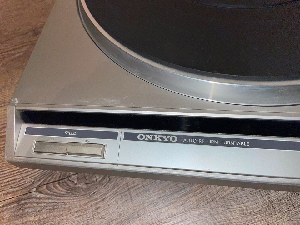 Onkyo CP 1022A Halbautomatischer Plattenspieler in Bielefeld