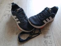 Adidas Cloudfoam Schuhe Sneaker Sportschuhe Gr. 35,5 Brandenburg - Forst (Lausitz) Vorschau