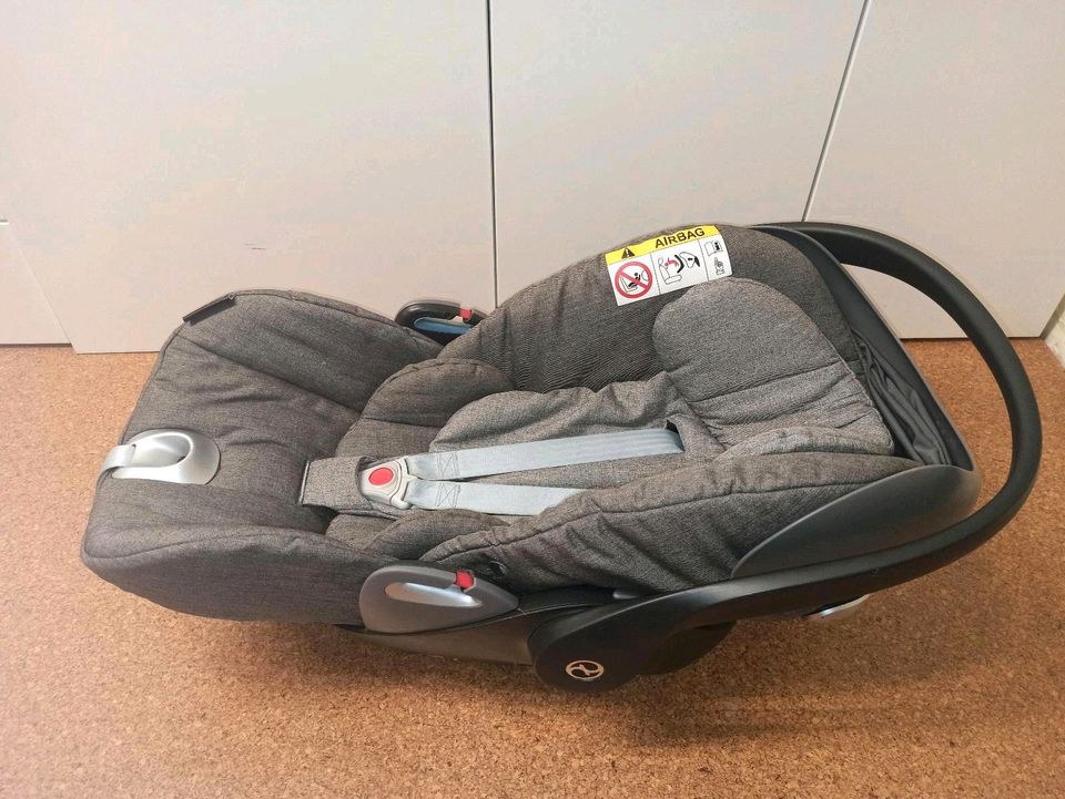 Kinderwagen/Buggi Gesslein F4 in Haßfurt