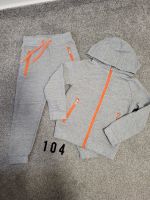 Set Jogginghose Sweatjacke Primark Größe 104 Hessen - Dieburg Vorschau