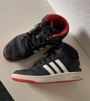 Adidas Schuh Gr 36 Jungen schwarz Niedersachsen - Langelsheim Vorschau