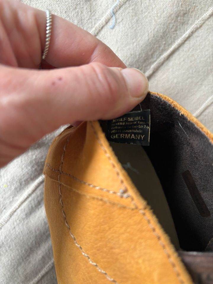 Josef Seibel Schuhe wie neu 38 fergey 18 in Bad Harzburg