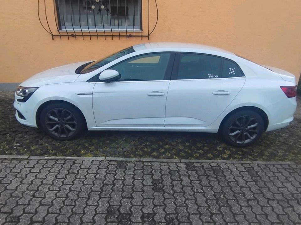 Renault Megane Grand Coupe 1,5dci blue, Intens in Schwalbach