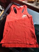 Rotes Nike Top Damen XS Hessen - Fulda Vorschau