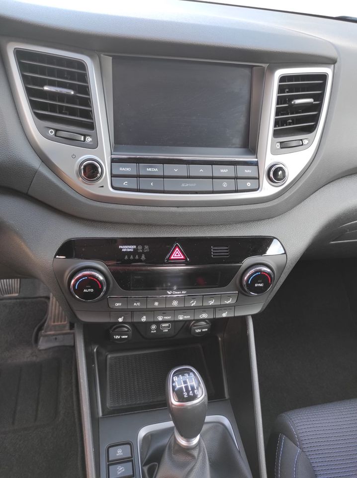 Hyundai Tucson 1.6 T-GDi 4WD Intro Edition in Bellheim