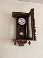 Alte Uhr mit Schlüssel, Antik Holz Wanduhr Küche Dekoration Bayern - Höchstadt Vorschau