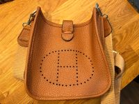 Handtasche braun Leder Cognac 22*21 Niedersachsen - Tostedt Vorschau