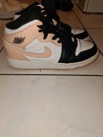 Nike Jordan 1 Mid (GS) White Arctic Orange Black Größe 38 München - Berg-am-Laim Vorschau