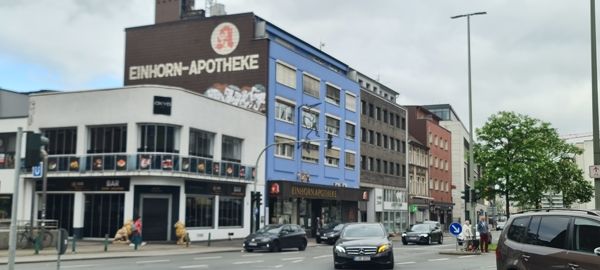 TOP Kapitalanlage!!! FAKTOR unter 10. Ärztehaus und Geschäftshaus plus mehrere Stellplätzen zu verkaufen in Duisburg Zentrum. Heizungsanlage auf Fernwärme! Mit AUFZUG in Duisburg