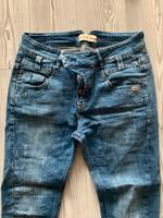 Schöne Jeans Gang Gr. 30 ( Gr. L ) neuwertig Hessen - Gelnhausen Vorschau
