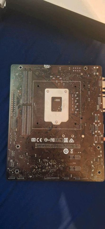 Mainboard B360M PRO-VD CPU intel i5-9600K in Bad Oldesloe