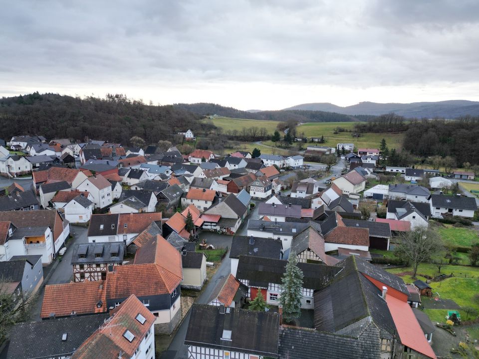 Vielseitiges Wohn- und Geschäftshaus in Gladenbach-Römershausen in Gladenbach