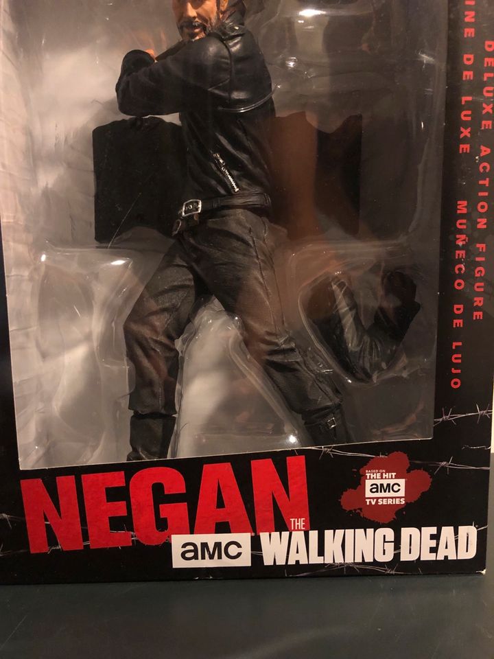 The Walking Dead Sammlerfigur Negan Originalkarton in München