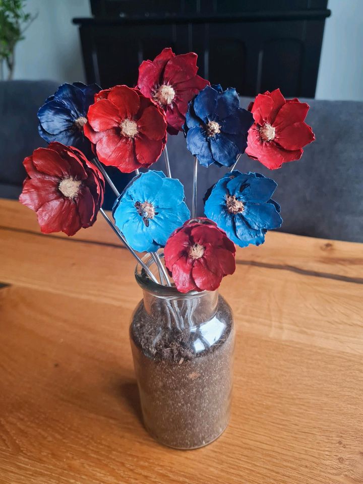 Tannenzapfen Blüten Hochzeit in Ginsheim-Gustavsburg