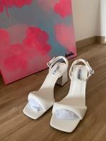 Steve Madden Bibi Sandale in weiß München - Berg-am-Laim Vorschau