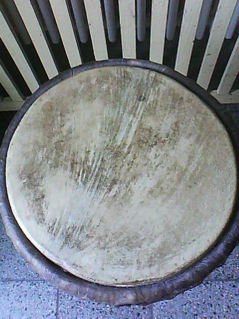 Djembe Trommel mit sehr gutem Klang 60x30 cm in Berlin