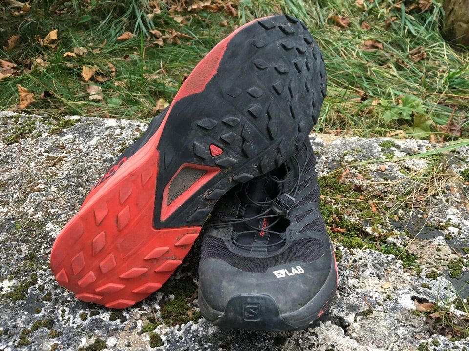 Neubesohlung Schuhe mit Vibram Lightbase  >  Inov8,  Nnormal in Bad Bayersoien