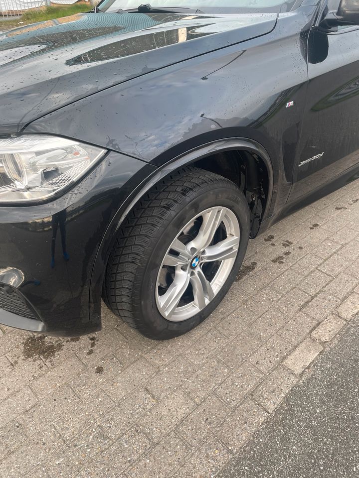 BMW X5  30X Drive M Paket Standheitung in Wilhelmshaven