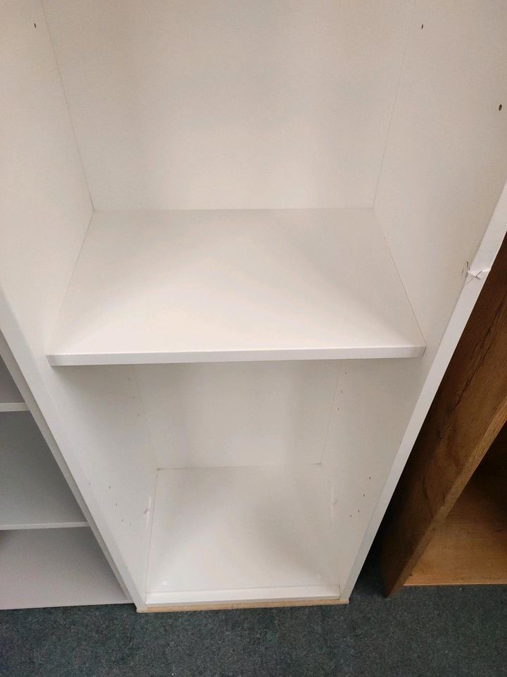 332# Anstellschrank, Möbel, Allzweckschrank, Regal, Bücherregal in Löhne