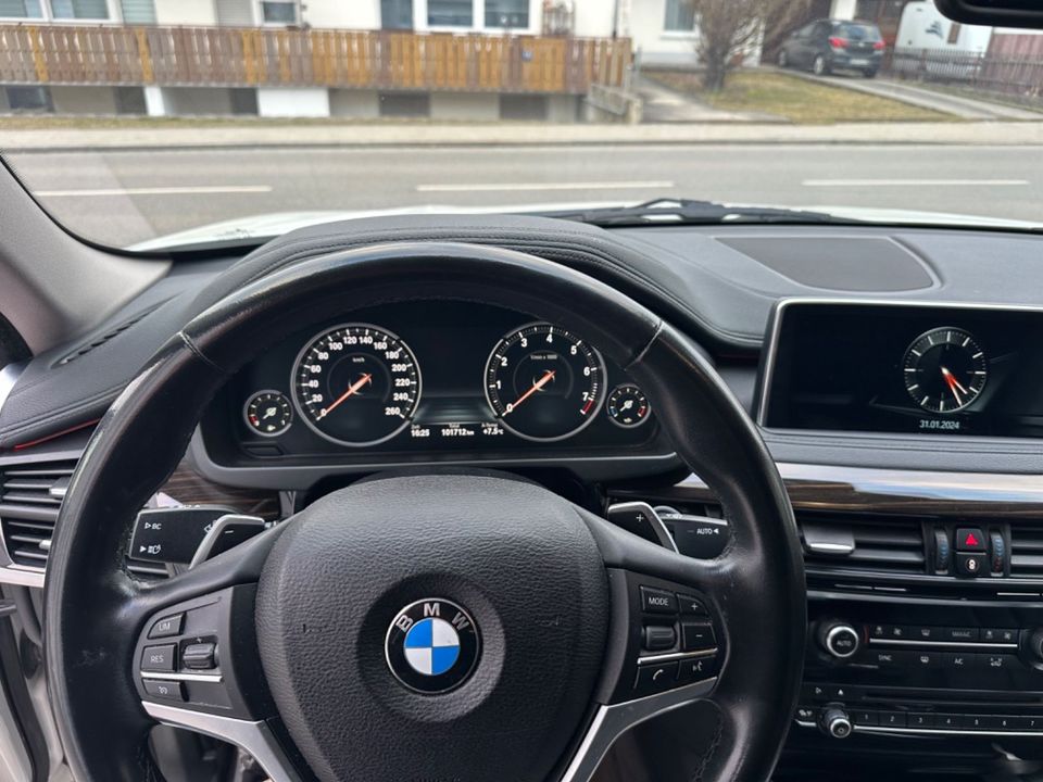 BMW X6 xDrive50i -Standheizung- in Wiedenzhausen