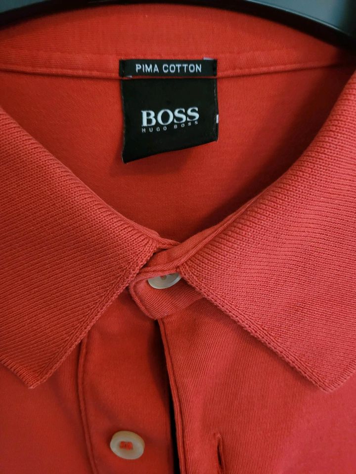 Original Hugo Boss Langarmshirt M rot in Oberhausen