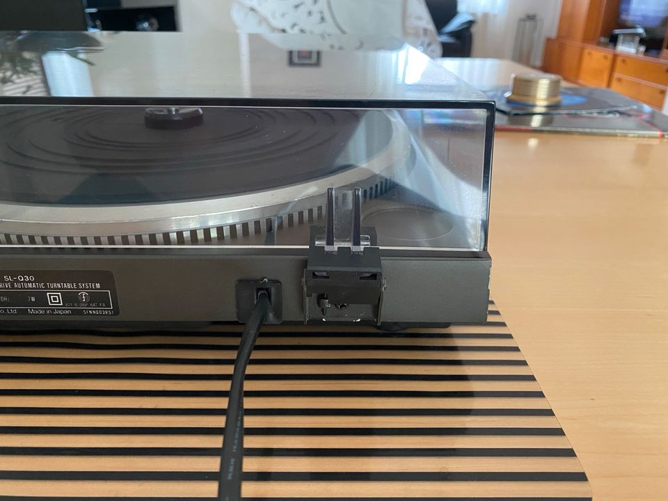 Technics Plattenspieler SL-Q30 mit Tonabnehmer EPC-P24(T4P) in Essen