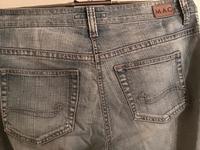 Mac Jeans Carrie Waschung helles Blau 42 L XL Hessen - Neuberg Vorschau