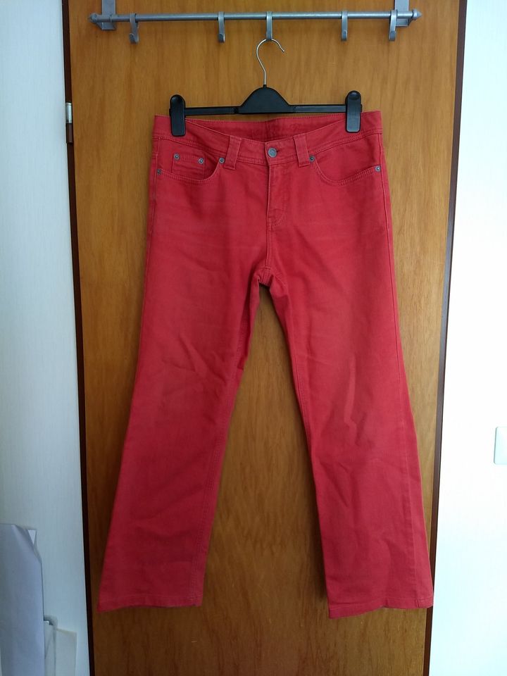 Rote Jeanshose, Strechhose von S.Oliver in Gr. 40/42 in Schwülper