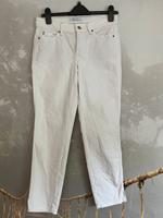 Cambio Jeans Short 7/8 Sommer Jeans 38 weiß neuwertig Hessen - Wiesbaden Vorschau