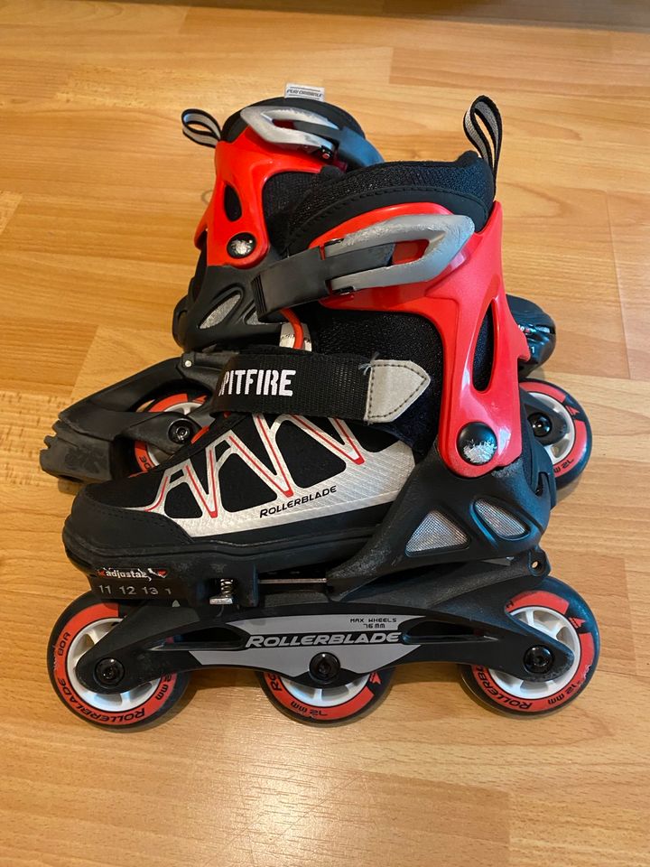 Rollerblades/Inlineskates Gr. 28-32 verstellbar für Kinder in Berlin