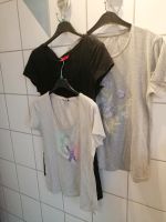 Damen 3 T-Shirts Marke ROXY, ESPRIT, CROSS JEANS Größe S/M Bayern - Kaufbeuren Vorschau