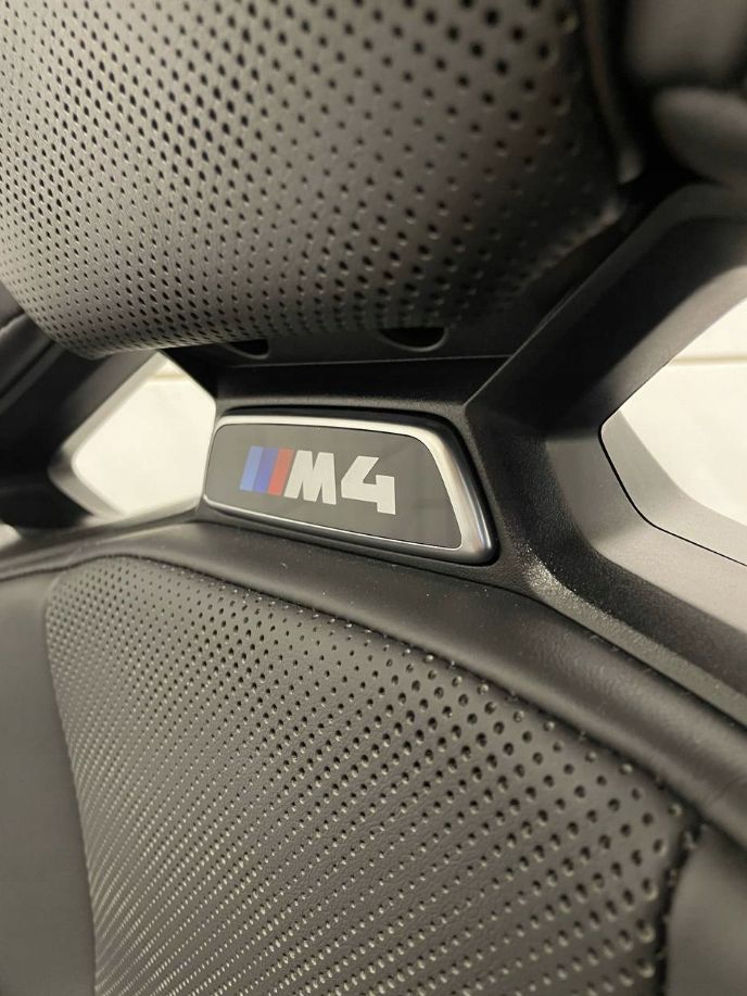 BMW M4 G82 M-Carbon Schalensitze Sitze Innenausstattung Carbon in Mönchengladbach