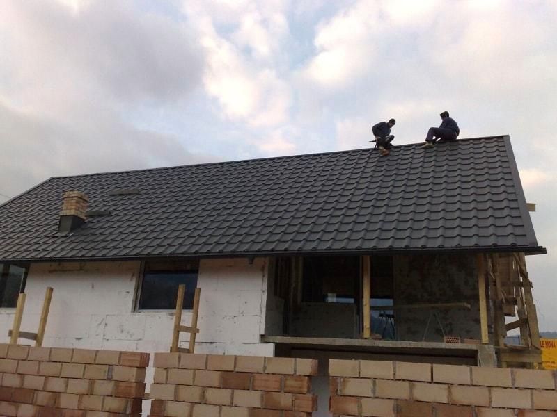 Professionelle Dachdecker für umfassende Dachsanierung in Brieselang