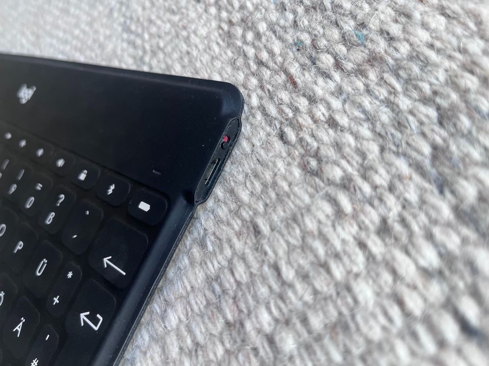 Logitech Logi Bluetooth Tastatur für IPad in Potsdam