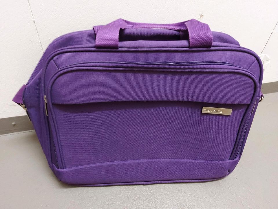 Reisetasche Laptop tasche lila in Nordrhein-Westfalen - Alfter | eBay  Kleinanzeigen ist jetzt Kleinanzeigen