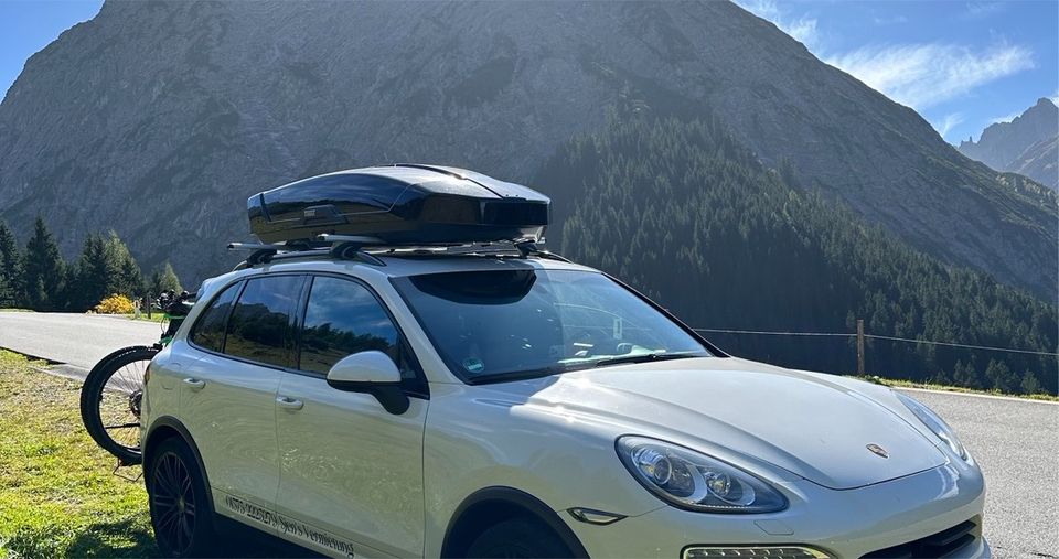 Mieten Thule Motion XT XL 500 Liter Volumen Dachbox in Niederbreitbach