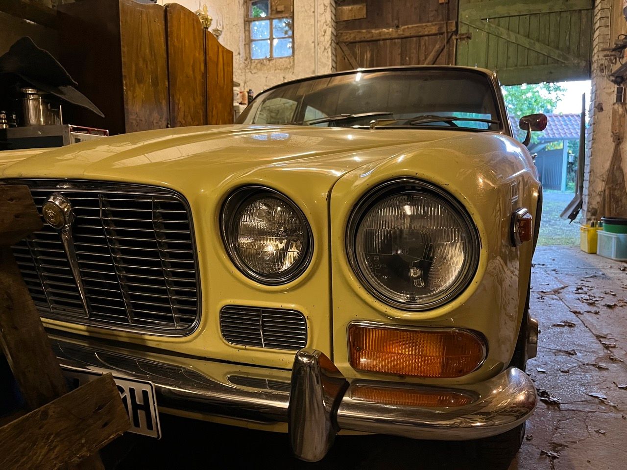 Abbildung des Autos Jaguar XJ6 Serie 1 Oldti…