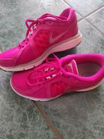 Nike Turnschuhe Hallenschuhe Sachsen - Pegau Vorschau