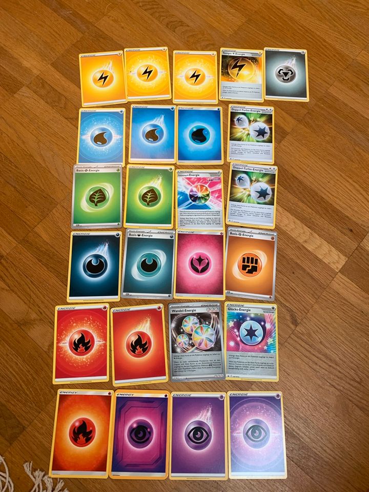 Pokémon Karten Sets in Köln