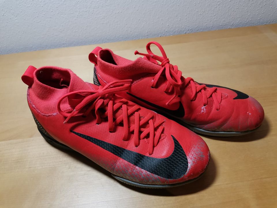 Nike MERCURIAL Superfly 6 CR7 Kinder/Kids Hallenschuhe/Fussball in Kirchdorf a. Inn