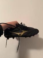 Neu Fußballschuhe Mizuno Morelia Neo Schwarz 44,5 Hessen - Wiesbaden Vorschau